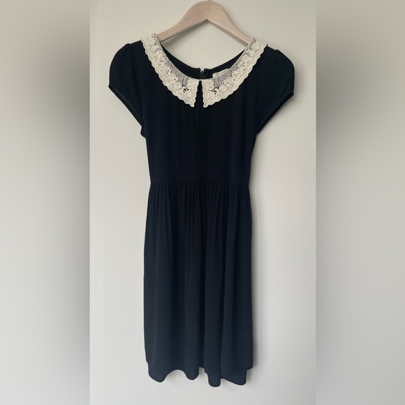 Forever 21 - Crochet Knit Lace Collar Dress with Tie Back - Size Small - Picture 1 of 5